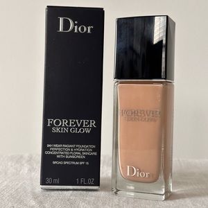 DIOR Forever Skin Glow 2CR